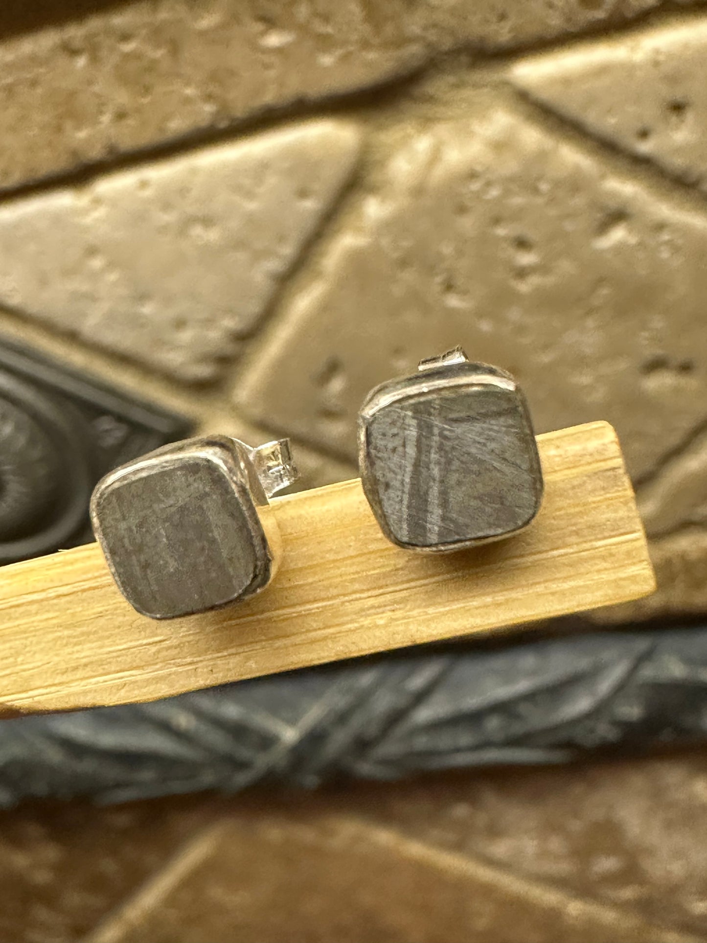Natural Muonionalusta Meteorite Sweden 925 Solid Sterling Silver Earrings 6mm