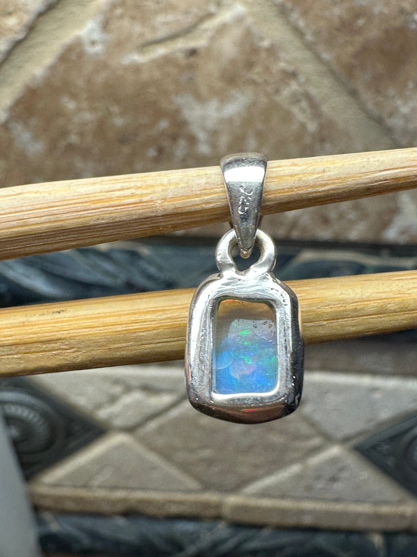 Genuine Ethiopian Opal 925 Solid Sterling Silver Pendant 20mm