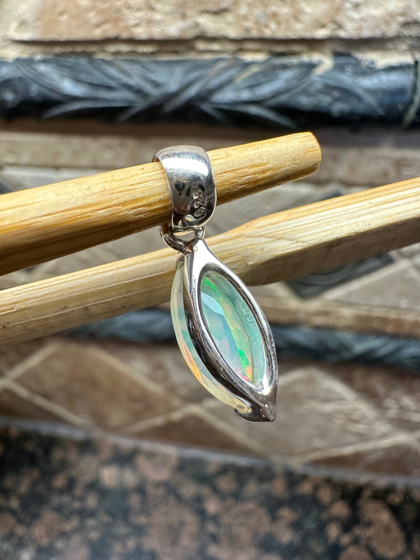 Natural Ethiopian Opal 925 Solid Sterling Silver Pendant 22mm