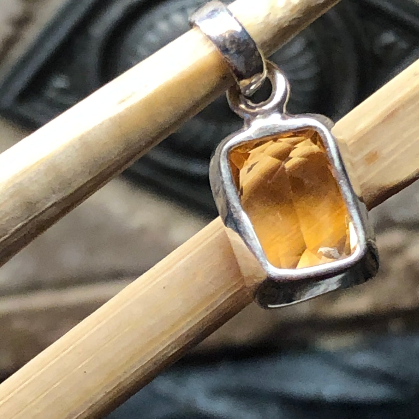 Genuine Golden Citrine 925 Solid Sterling Silver Pendant 25mm