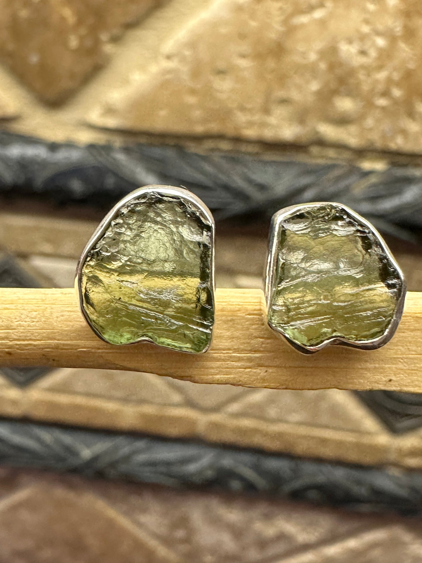 Natural Green Czech Republic Moldavite 925 Solid Sterling Silver Earrings 11mm