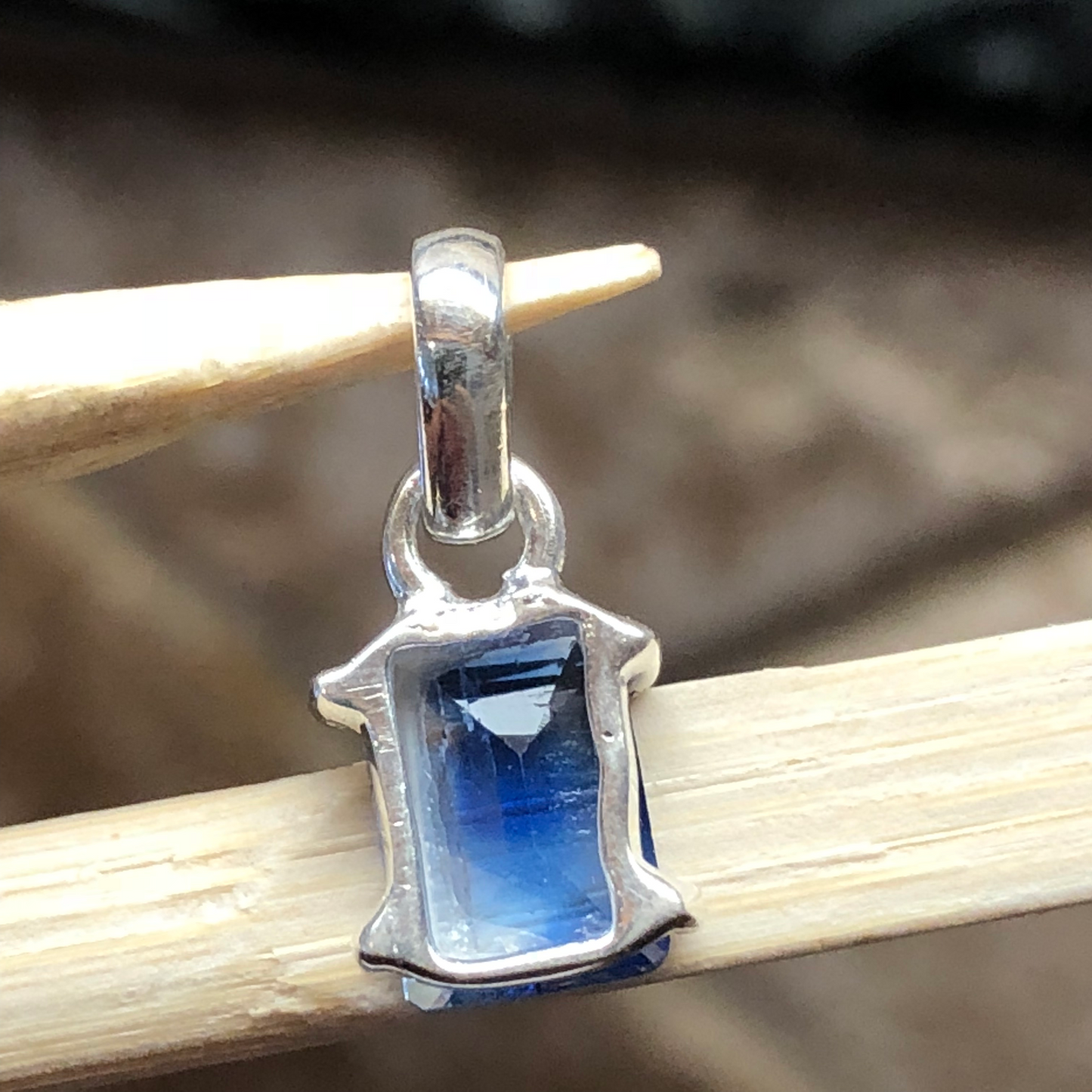 Natural Royal Blue Kyanite 925 Solid Sterling Silver Pendant 18mm - Natural Rocks by Kala