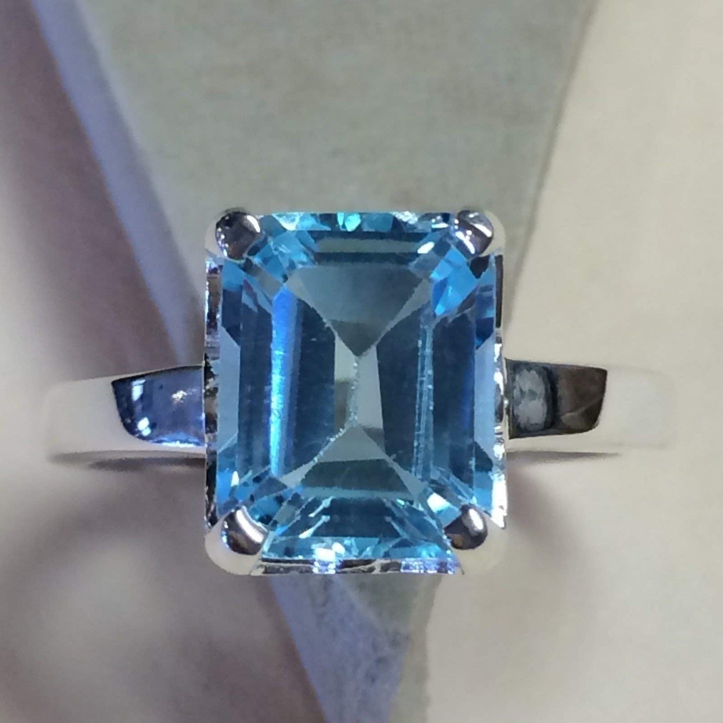 Natural 2.5ct Swiss Blue Topaz 925 Solid Sterling Silver Ring Size 6 7, 8 - Natural Rocks by Kala