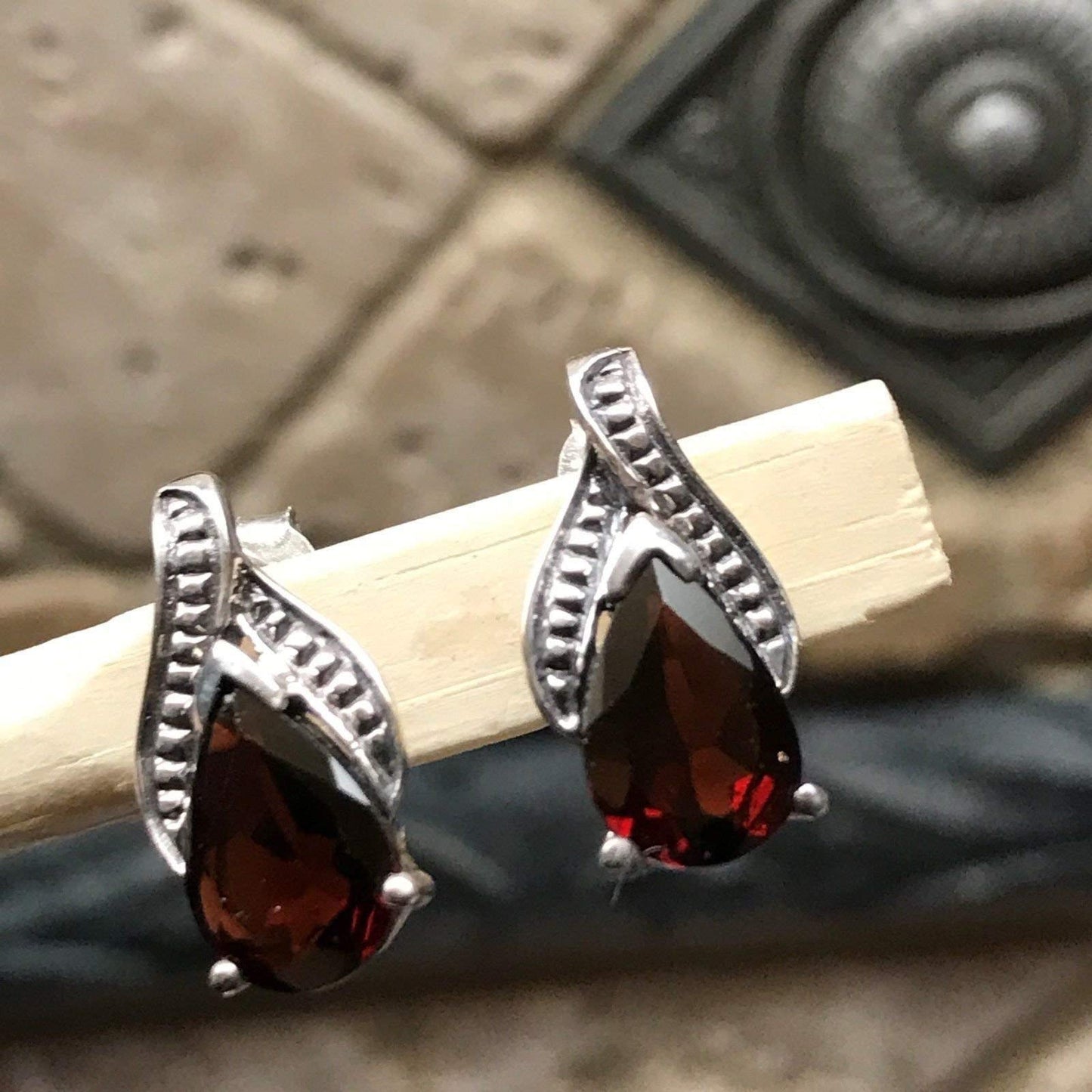Natual 2.5ct Pyrope Garnet 925 Solid Sterling Silver Earrings 17mm - Natural Rocks by Kala