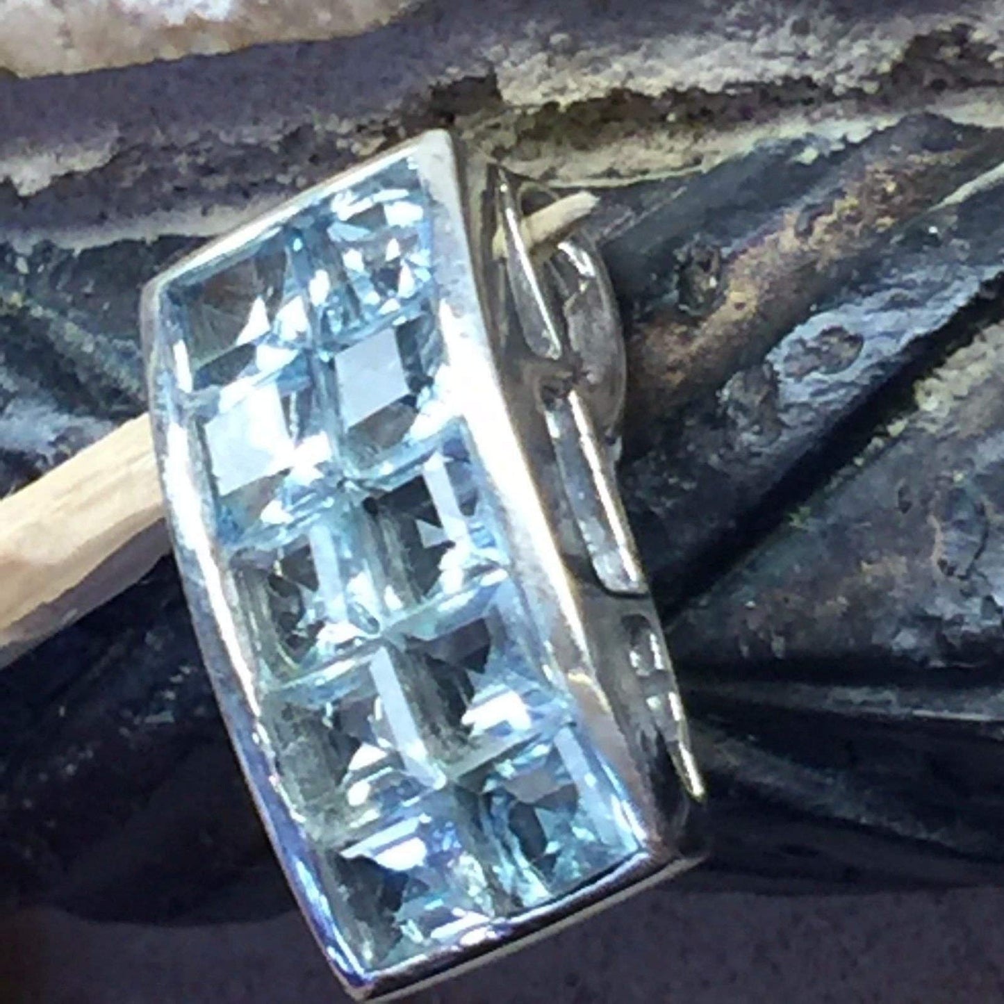 Natural 10ct Blue Topaz 925 Solid Sterling Silver Unisex Pendant 20mm - Natural Rocks by Kala