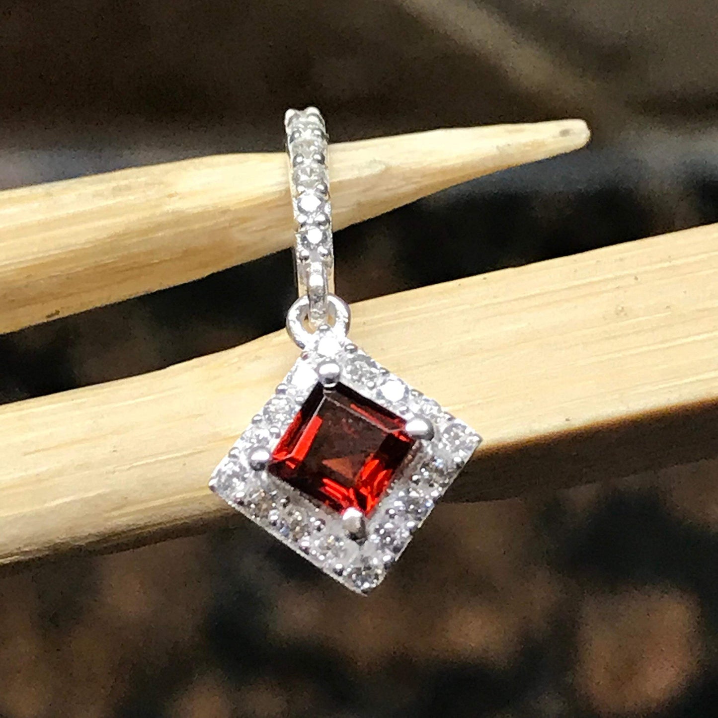 Genuine Pyrope Garnet 925 Solid Sterling Silver Pendant 20mm - Natural Rocks by Kala