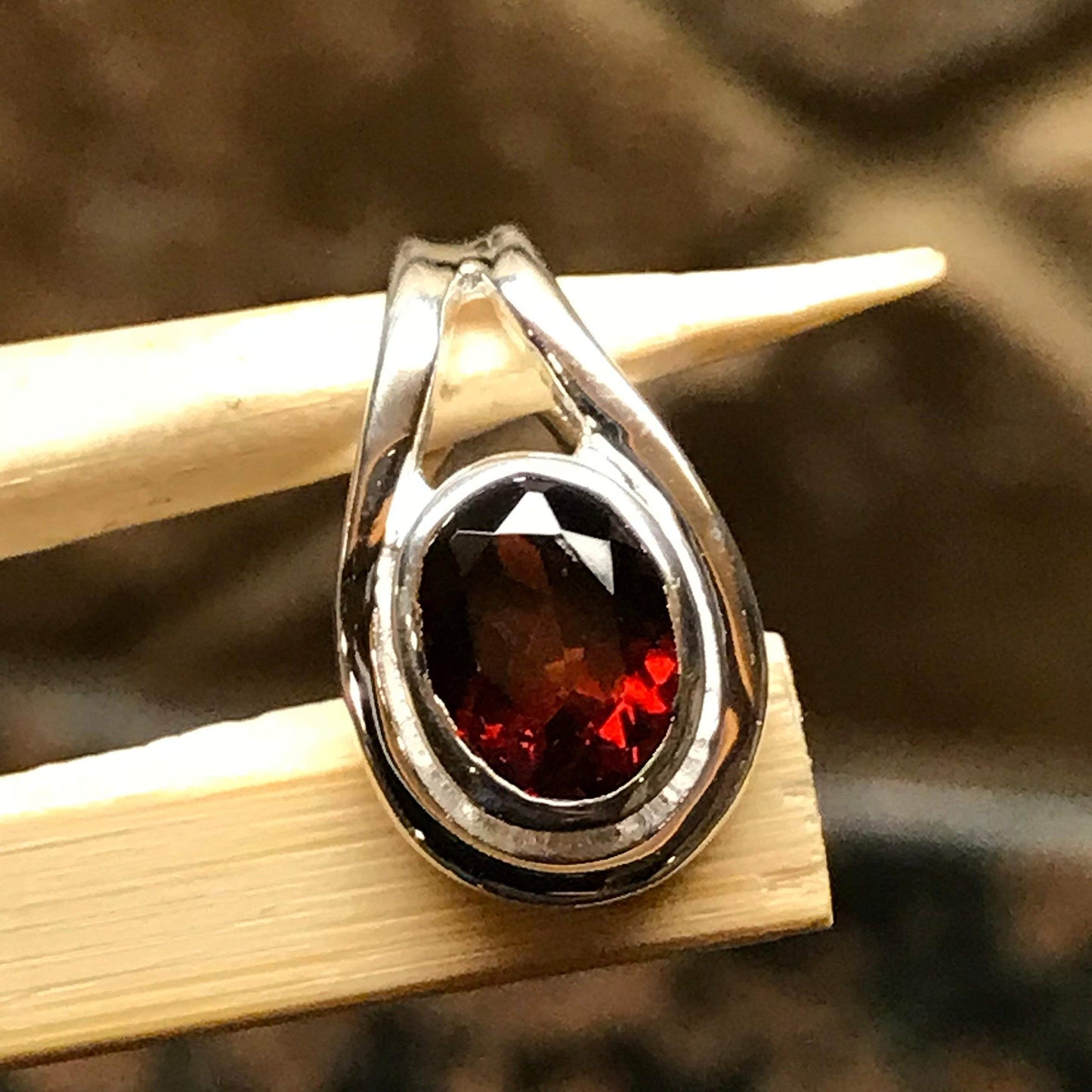 Natural 1.25ct Garnet 925 Solid Sterling Silver Pendant 15mm - Natural Rocks by Kala
