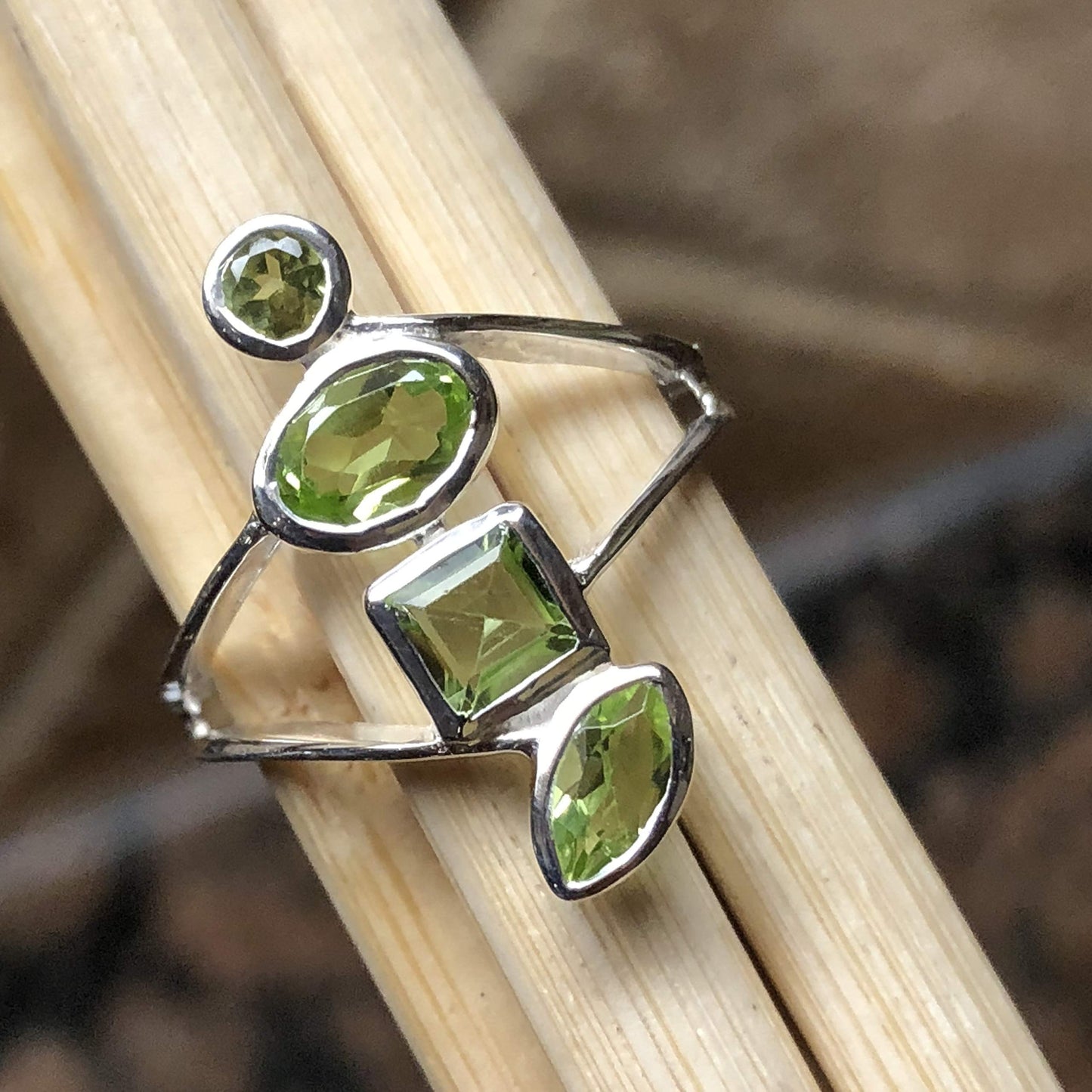 Genuine 2ct Green Peridot 925 Solid Sterling Silver Stackable Ring Size 6, 7, 8, 9 - Natural Rocks by Kala