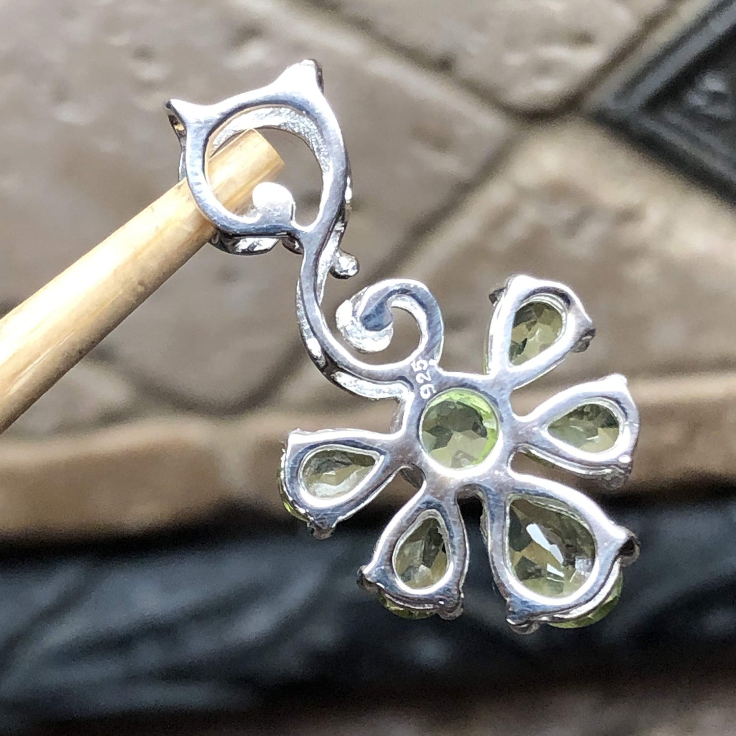 Natural 4ct Green Peridot 925 Solid Sterling Silver Pendant 25mm - Natural Rocks by Kala