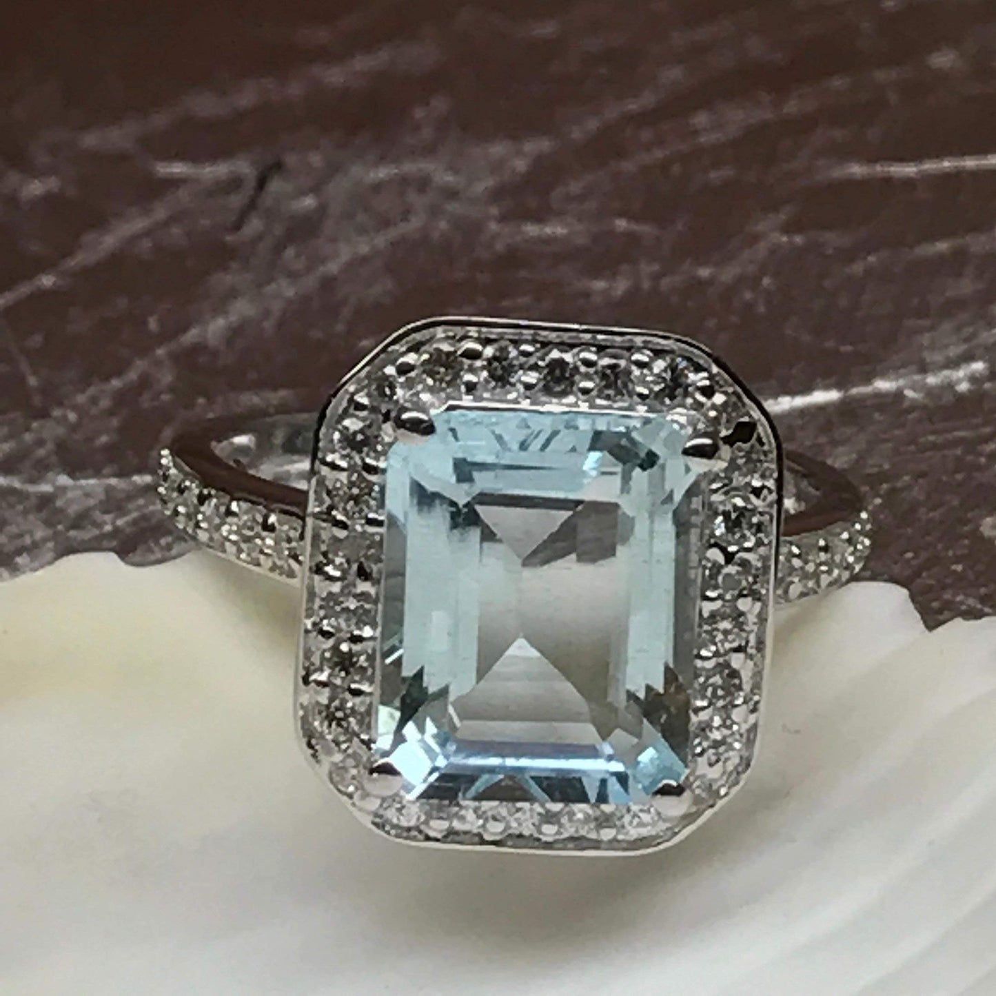 Natural 2.5ct Aquamarine 925 Solid Sterling Silver Ring Size 6, 7, 8, 9 - Natural Rocks by Kala