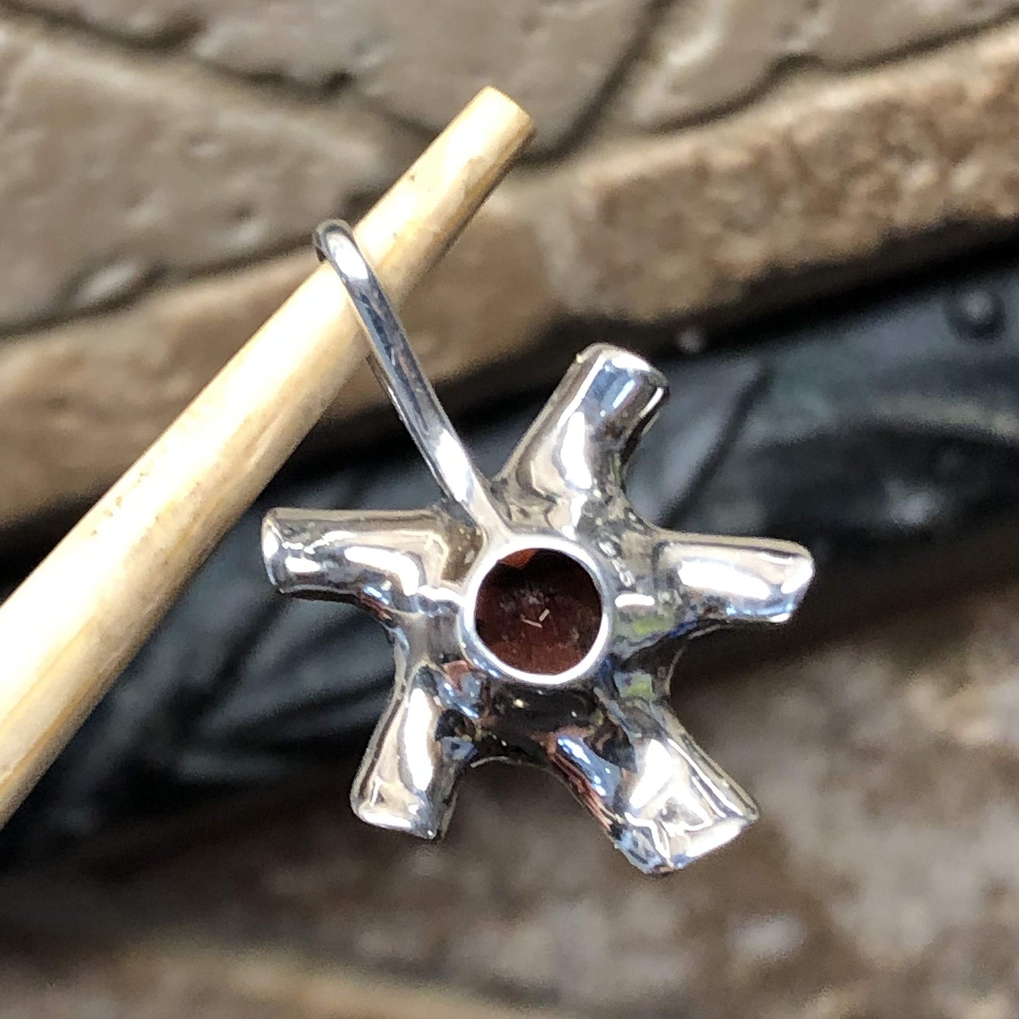 Natural 2ct Pyrope Garnet 925 Solid Sterling Silver Pendant 20mm - Natural Rocks by Kala