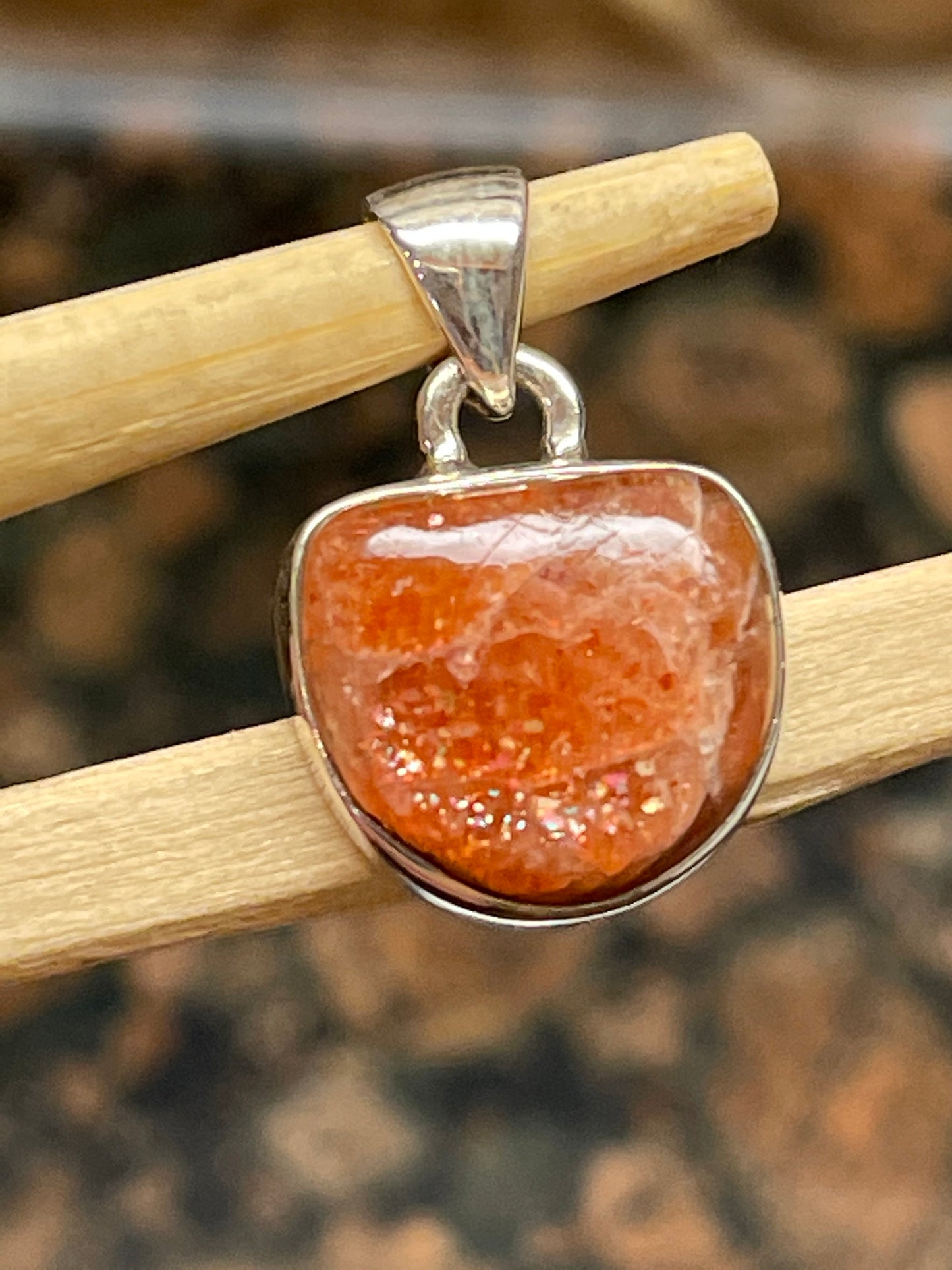 Natural Sunstone 925 Solid Sterling Silver Sparkling Pendant 20mm - Natural Rocks by Kala