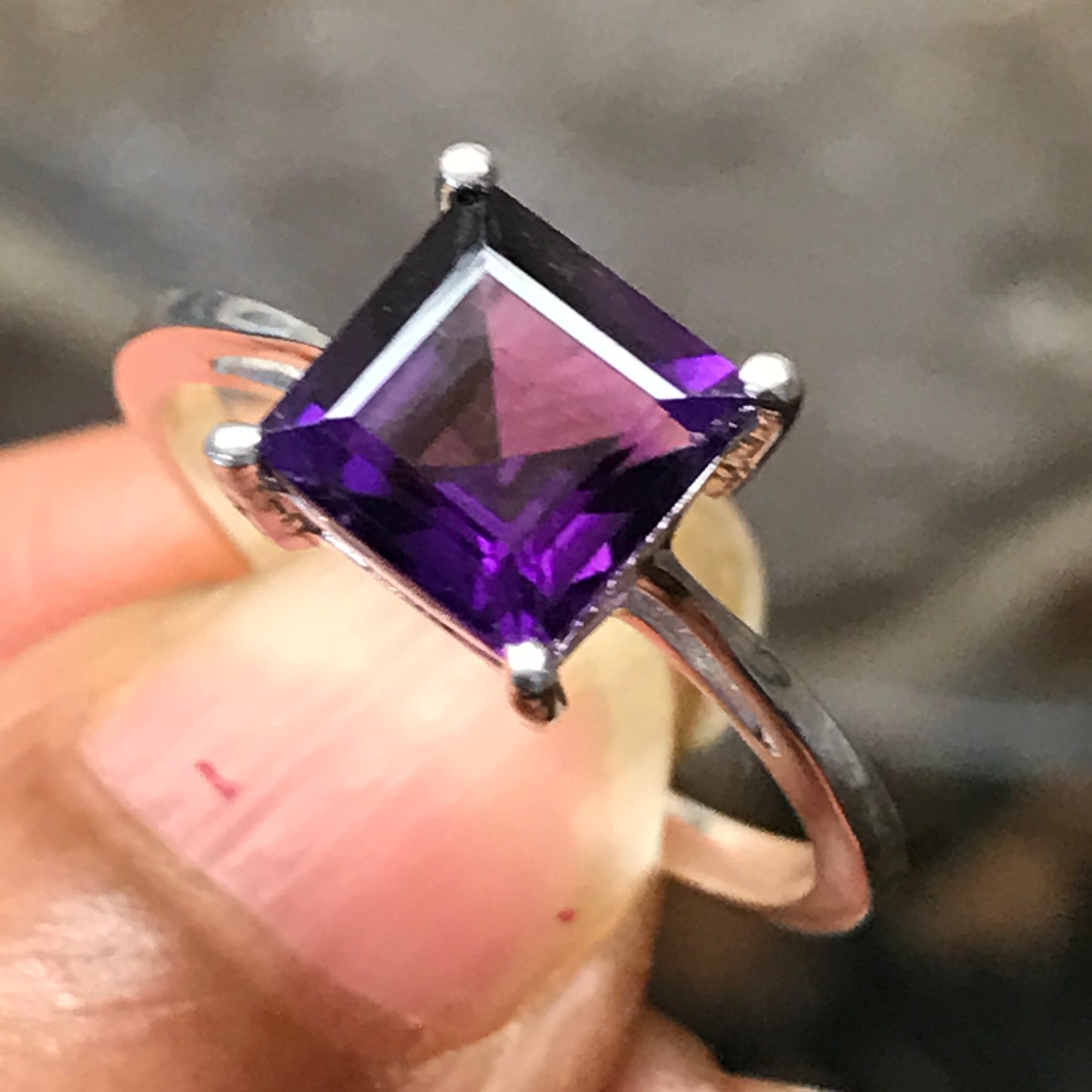 Genuine 1.5ct Purple Amethyst 925 Solid Sterling Silver Engagement Ring Size 6, 7, 8, 9 - Natural Rocks by Kala