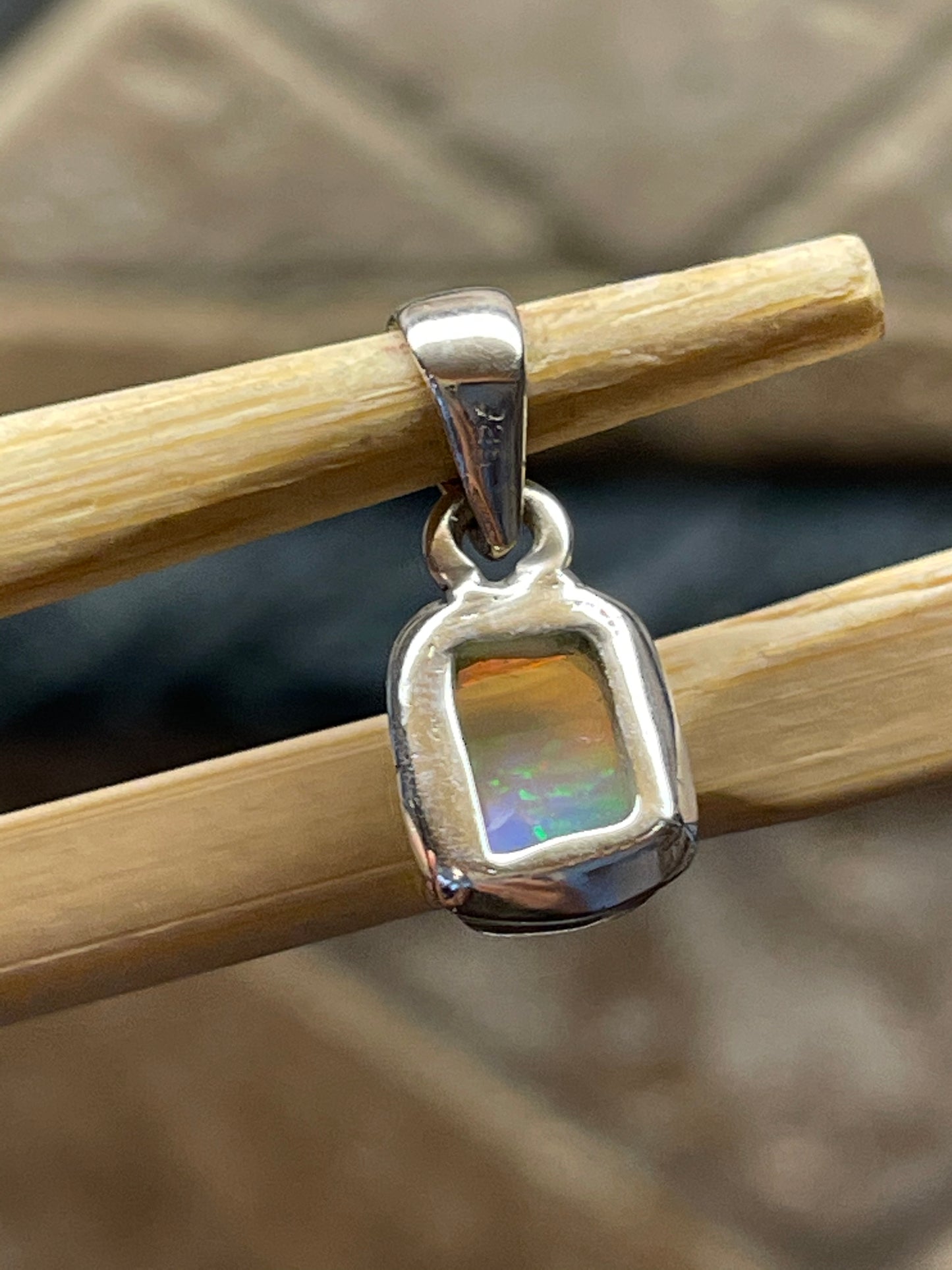 Natural Ethiopian Opal 925 Solid Sterling Silver Pendant 18mm - Natural Rocks by Kala
