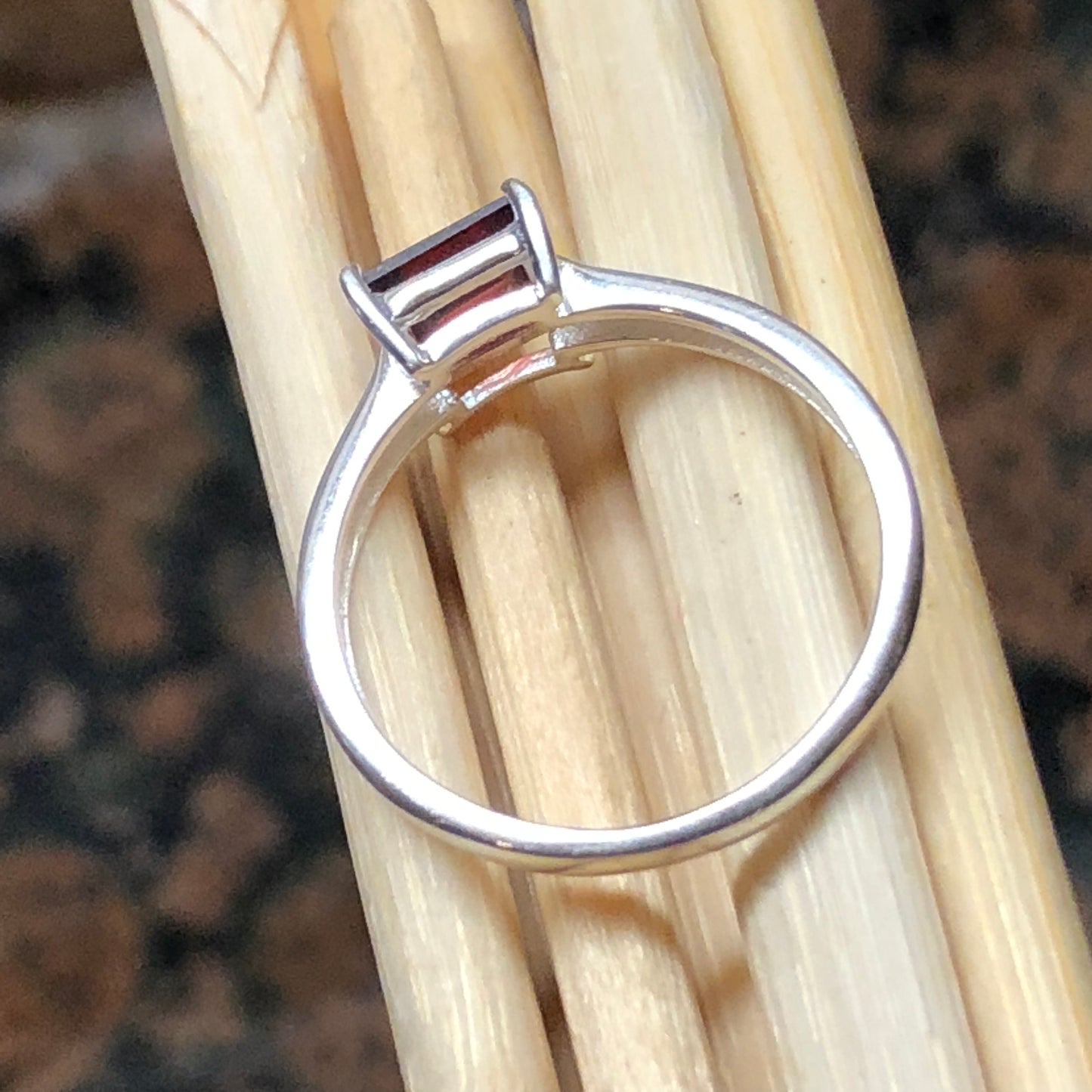 Natural 1.25ct Garnet 925 Solid Sterling Silver Ring Size 6, 7, 8, 9 - Natural Rocks by Kala