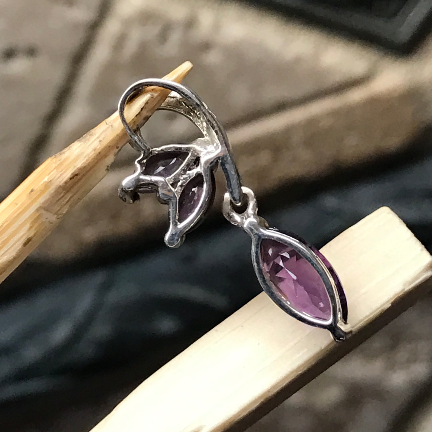 Natural 1.5ct Purple Amethyst 925 Solid Sterling Silver Pendant 26mm - Natural Rocks by Kala