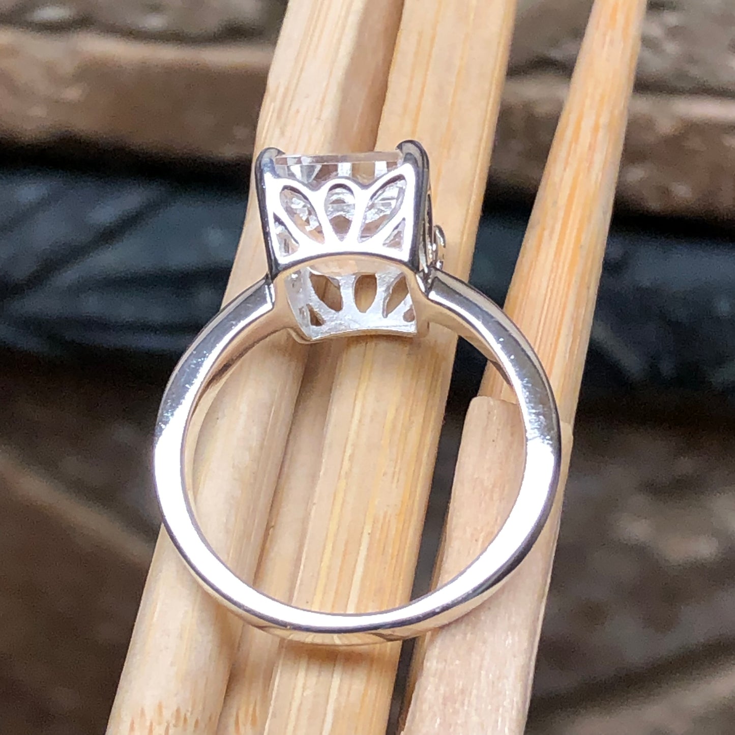 Natural 2.5ct White Quartz 925 Solid Sterling Silver Ring Size 6, 7, 8, 9 - Natural Rocks by Kala