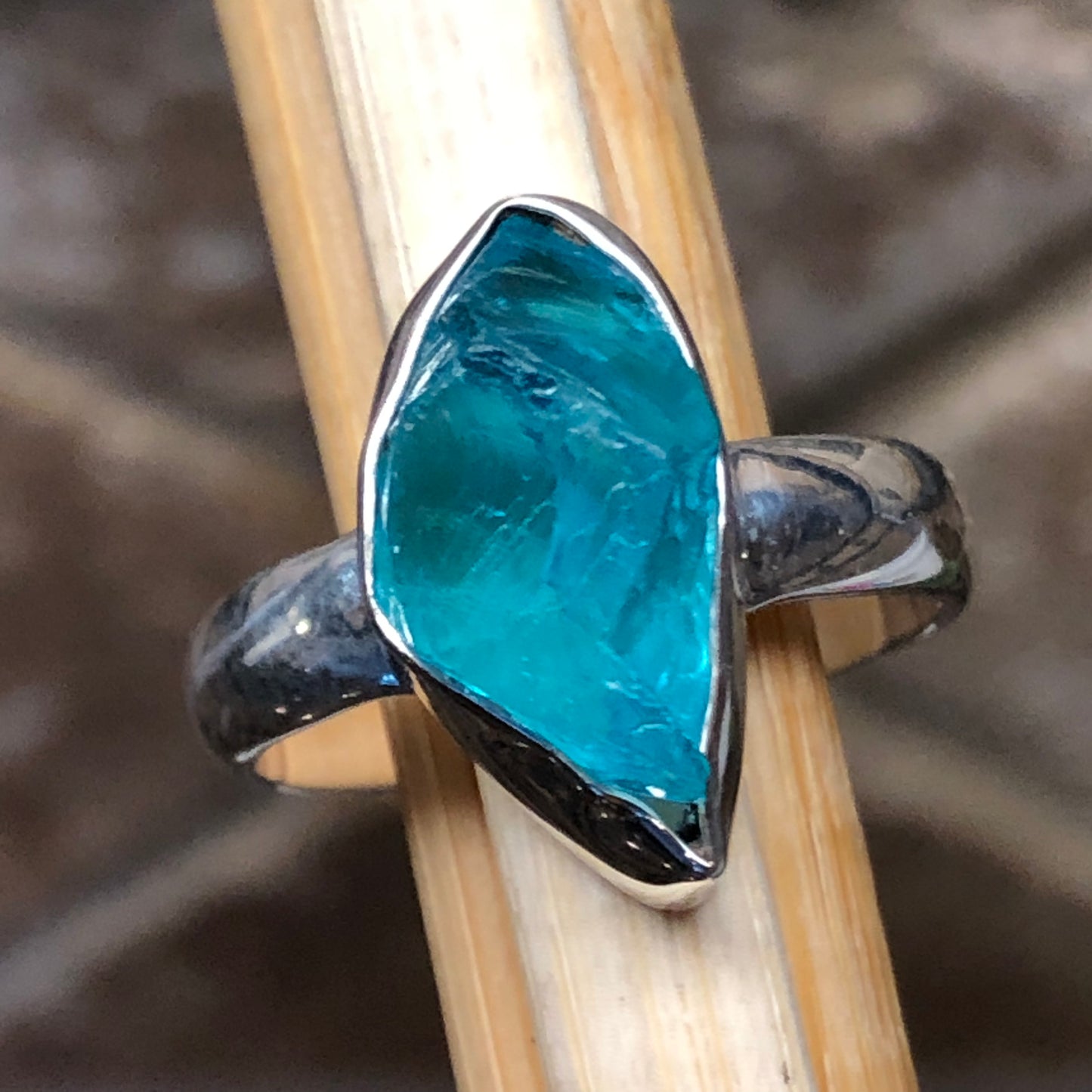 Genuine Neon Blue Apatite 925 Solid Sterling Silver Ring Size 8 - Natural Rocks by Kala