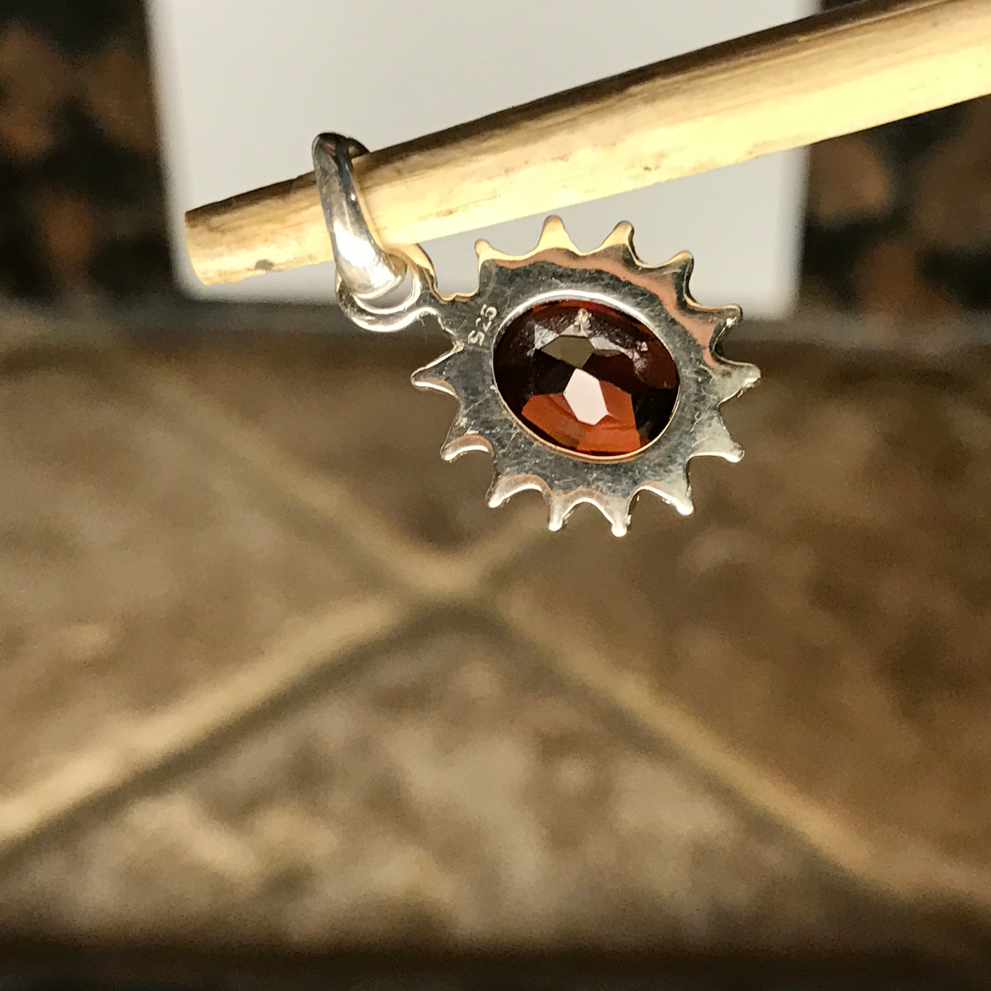 Natural 2ct Garnet 925 Solid Sterling Silver Pendant 22mm - Natural Rocks by Kala