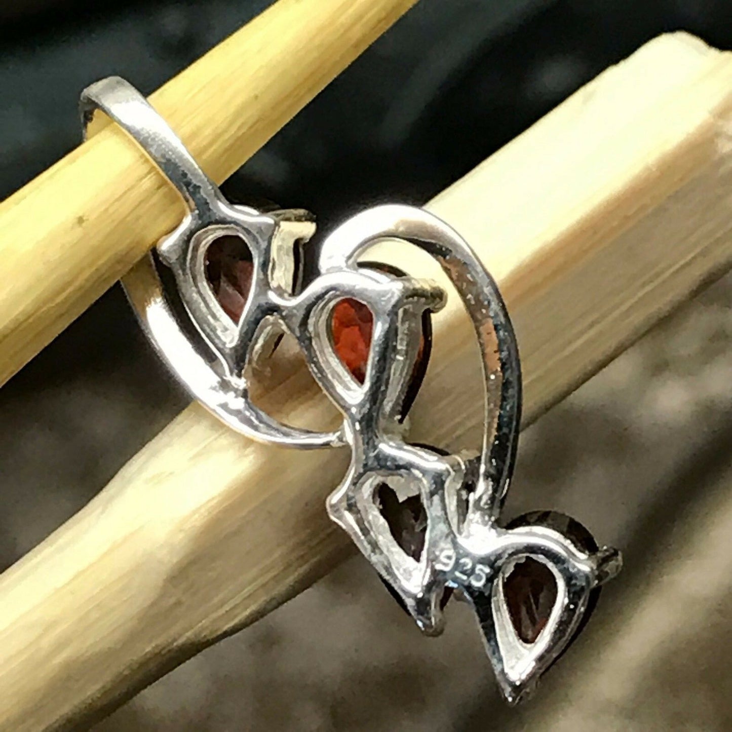 Natural 2.5ct Pyrope Garnet 925 Solid Sterling Silver Pendant 25mm - Natural Rocks by Kala