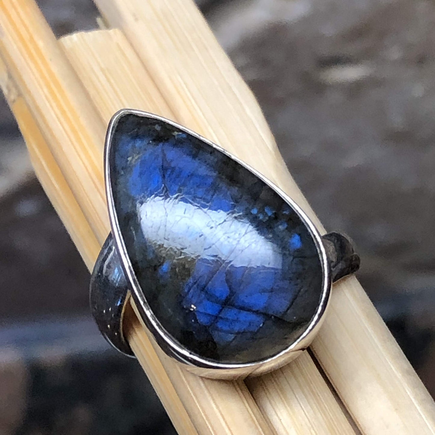 Natural Blue Labradorite 925 Solid Sterling Silver Ring Size 9