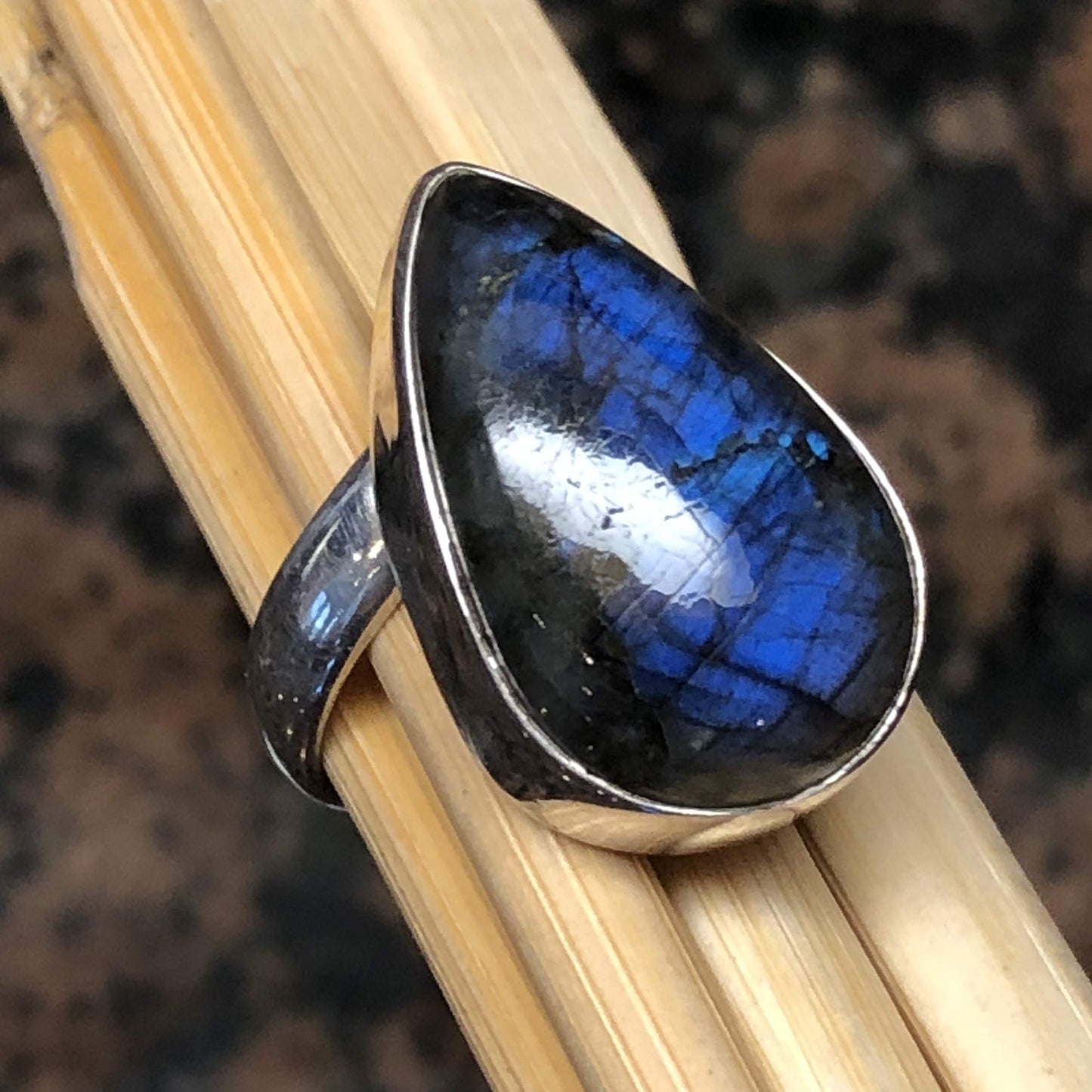 Natural Blue Labradorite 925 Solid Sterling Silver Ring Size 9