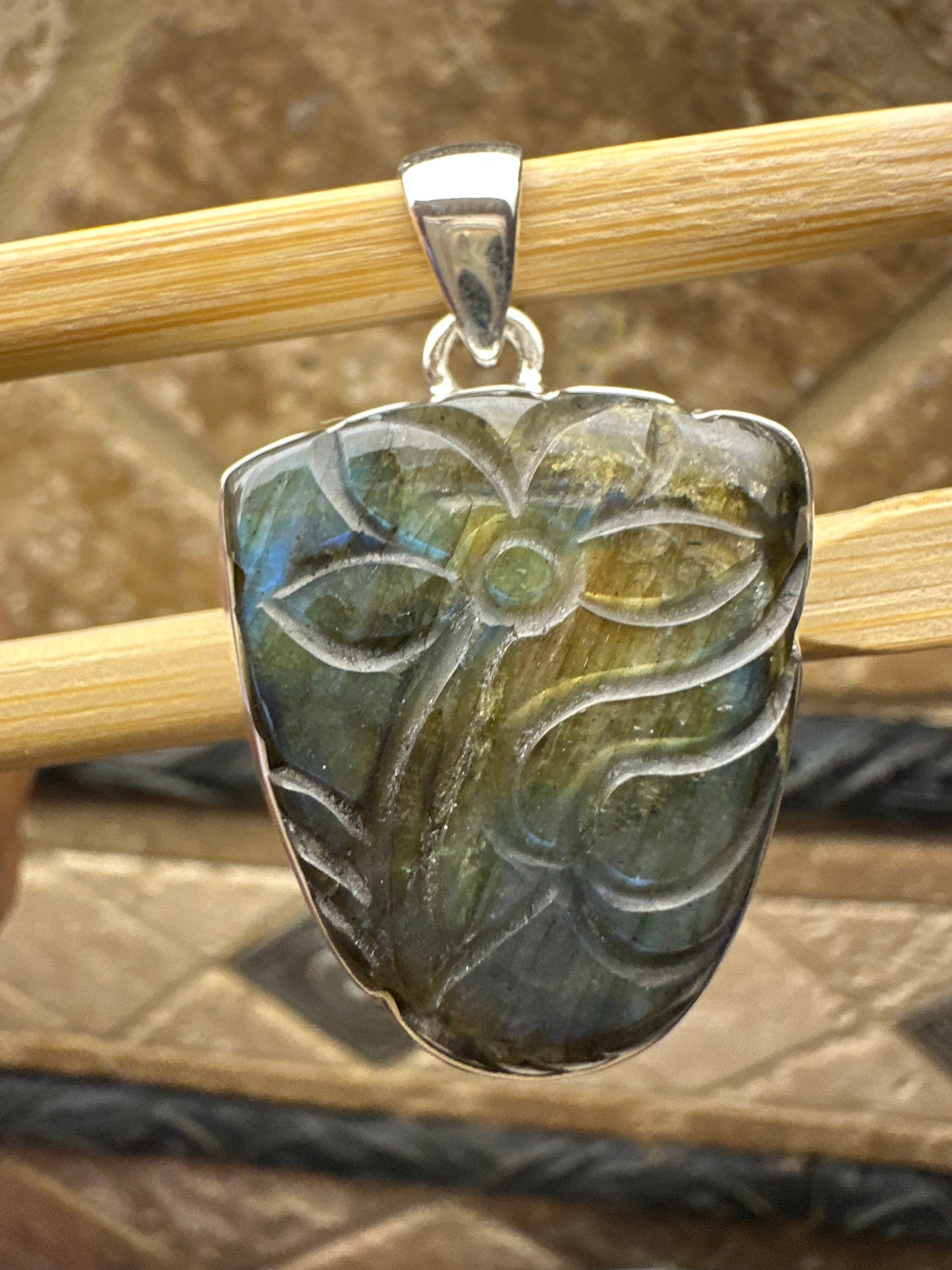 Natural Blue Labradorite 925 Sterling Silver Pendant 30mm