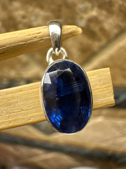 Natural Royal Blue Kyanite 925 Solid Sterling Silver Pendant 18mm