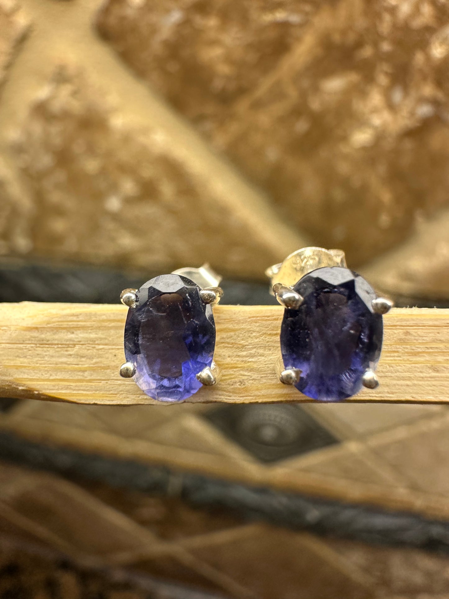 Natural 1ct Iolite 925 Solid Sterling Silver Earrings 7mm