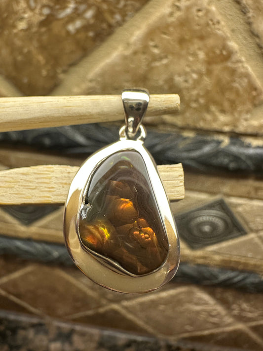 Genuine Mexican Fire Agate 925 Solid Sterling Silver Unisex Pendant 30mm