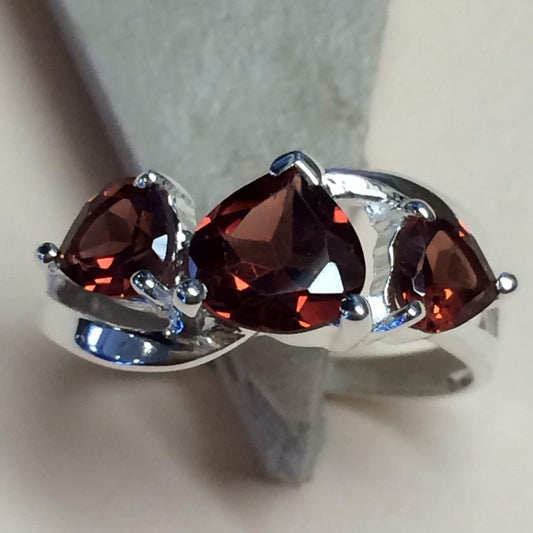 Natural 2.5ct Pyrope Garnet 925 Solid Sterling Silver Ring Size 6, 7, 8 - Natural Rocks by Kala