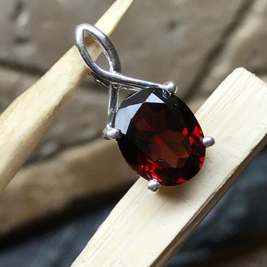 Natural Pyrope Garnet 925 Solid Sterling Silver Pendant 18mm - Natural Rocks by Kala
