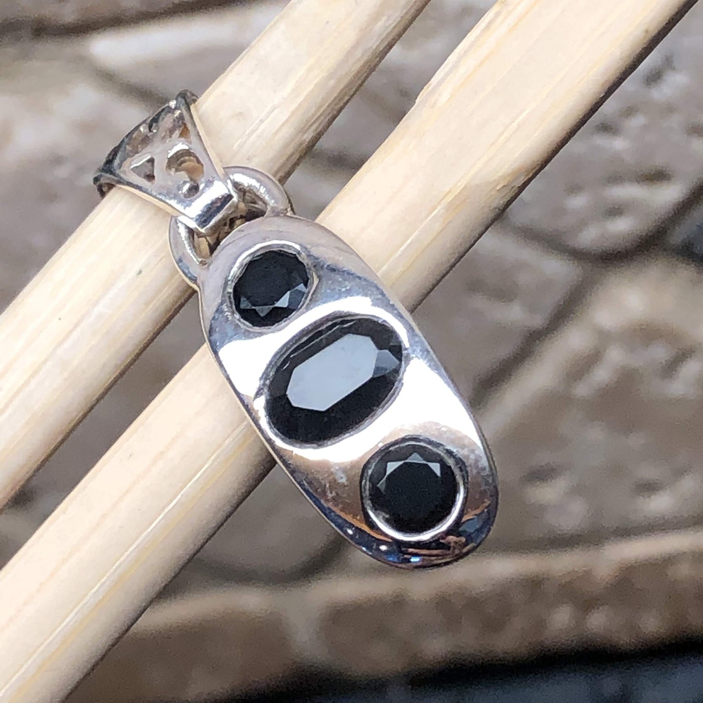 Natural Black Onyx 925 Solid Sterling Silver Pendant 25mm - Natural Rocks by Kala