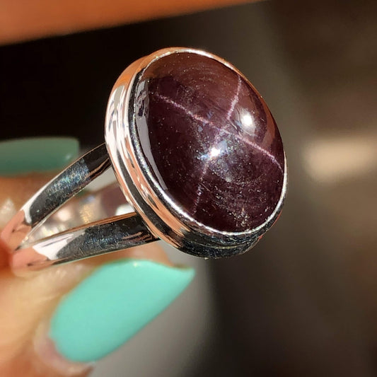 Natural Star Garnet, 4 Pointed Star Garnet 925 Solid Sterling Silver Ring Size 7.25, 7.5 - Natural Rocks by Kala
