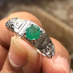 Natural Green Emerald 925 Solid Sterling Silver Unisex Engagement Ring Size 6, 7, 8, 9 - Natural Rocks by Kala