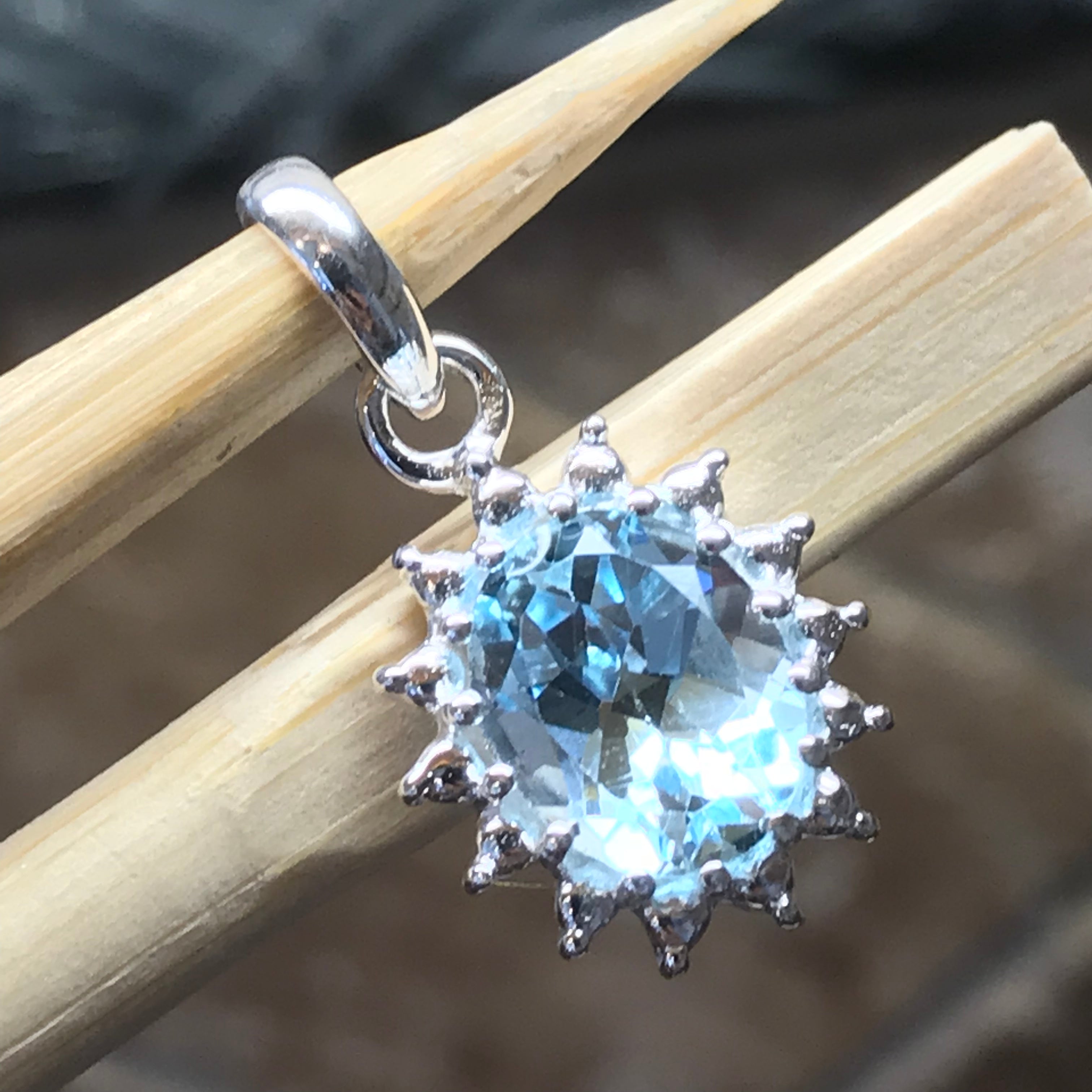 Natural 2ct Blue Topaz 925 Solid Sterling Silver Unisex Pendant 22mm - Natural Rocks by Kala