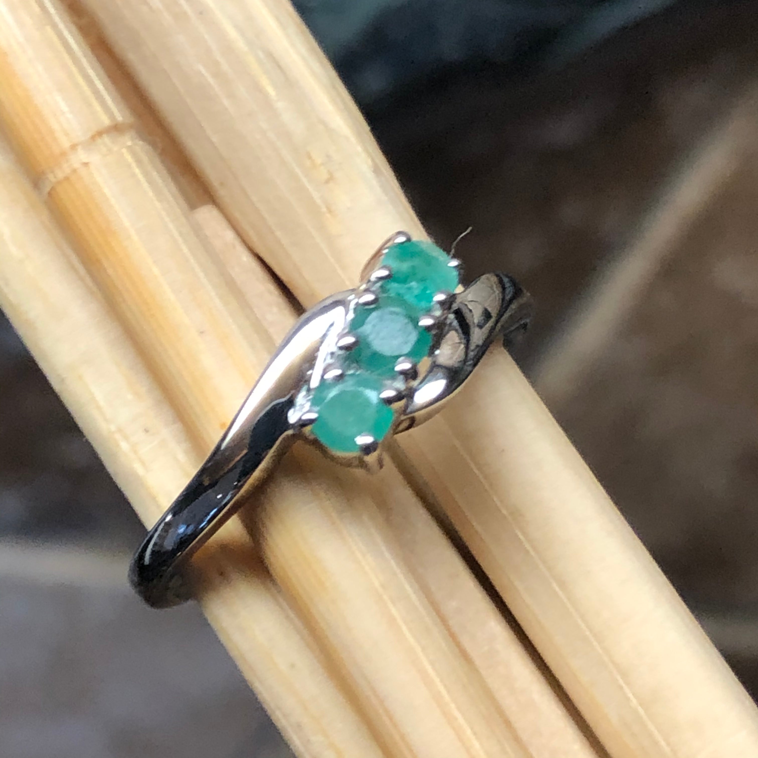 Natural 1ct Green Emerald 925 Solid Sterling Silver Band Ring Size 5, 6, 7, 8, 9 - Natural Rocks by Kala