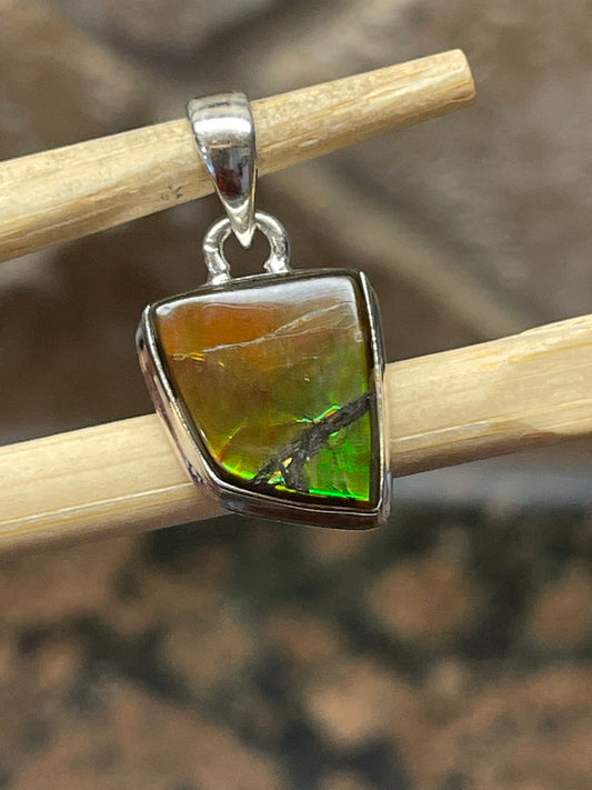 Natural Canadian Ammolite 925 Solid Sterling Silver Healing Stone Pendant 25mm - Natural Rocks by Kala