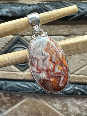 Natural Laguna Lace agate 925 Solid Sterling Silver Pendant 40mm - Natural Rocks by Kala