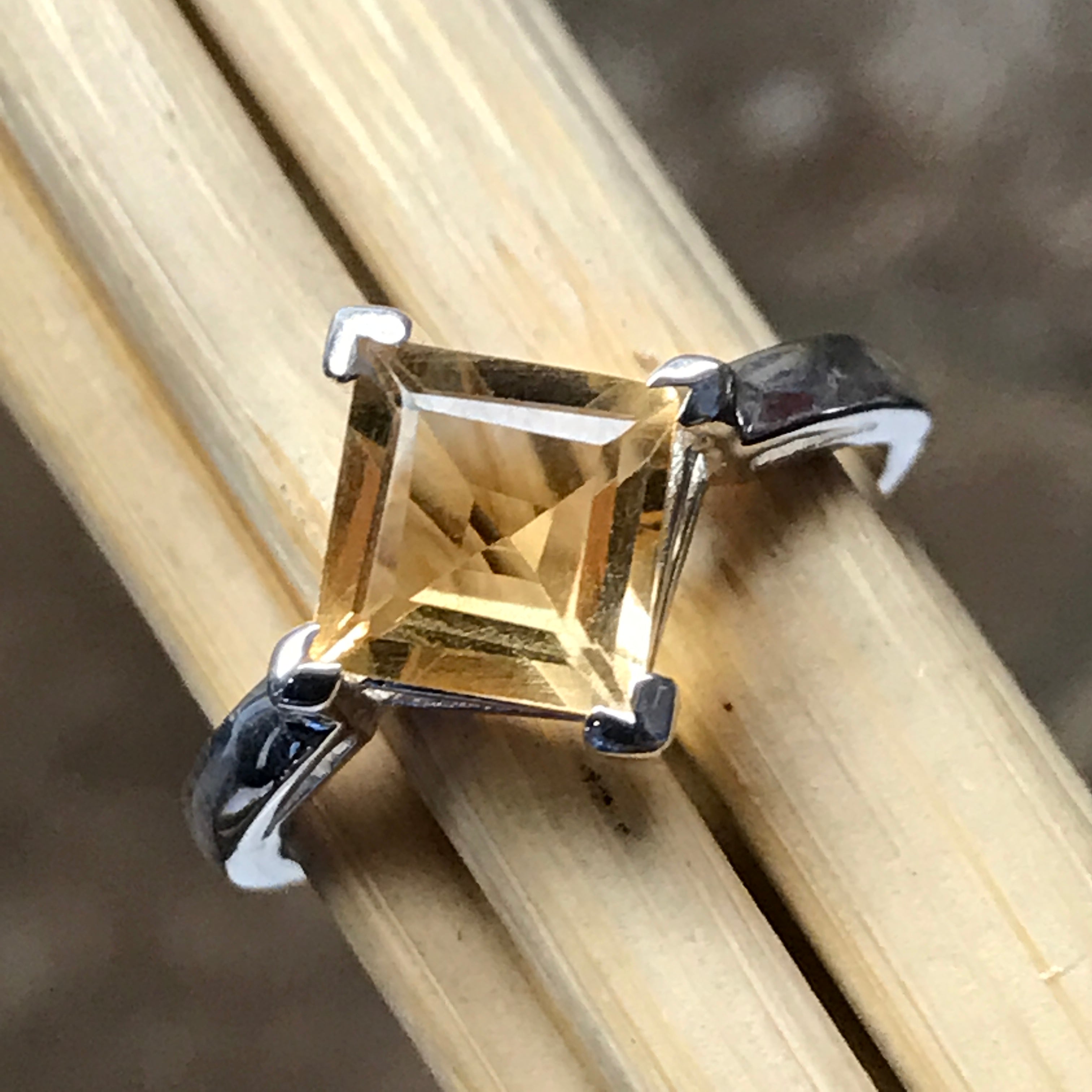 Natural 1.5ct Golden Citrine 925 Solid Sterling Silver Ring Size 6, 7, 8, 9 - Natural Rocks by Kala