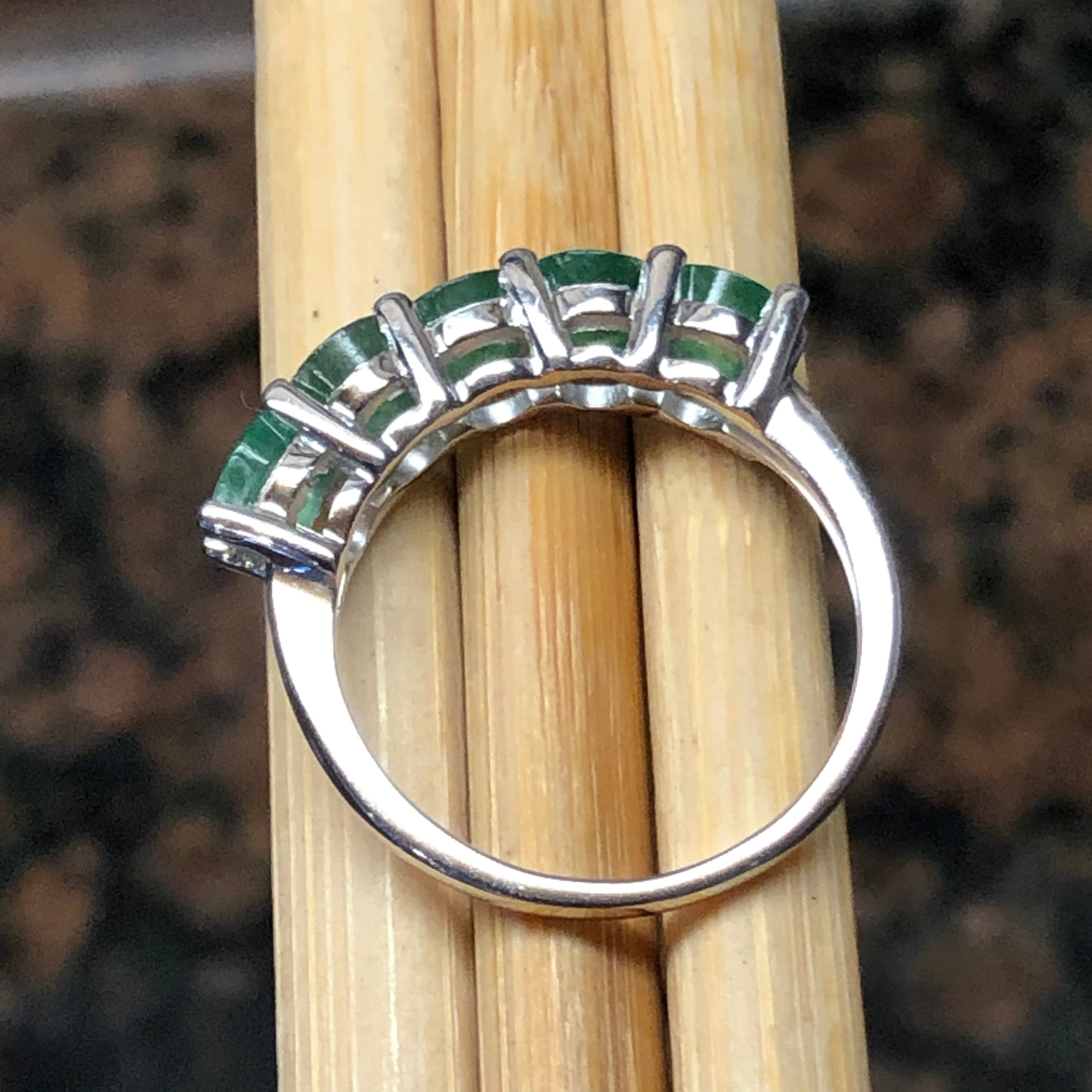 Natural 2.5ct Green Emerald 925 Solid Sterling Silver Ring Size 5, 6, 7, 8, 9 - Natural Rocks by Kala