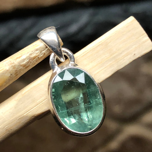 Natural Green Kyanite 925 Solid Sterling Silver Pendant 17mm - Natural Rocks by Kala